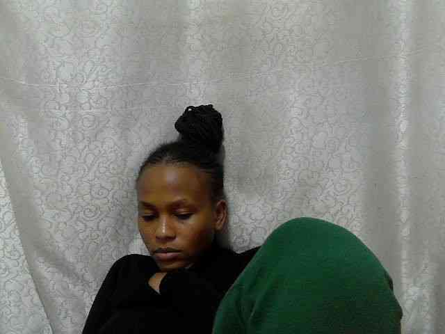 Caroldoly webcam