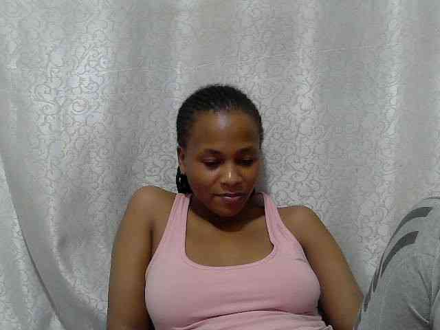 Caroldoly webcam