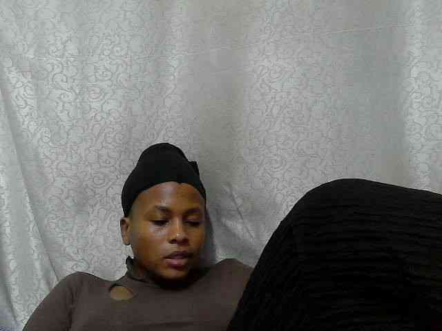 Caroldoly webcam