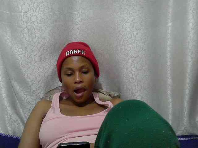 Caroldoly webcam