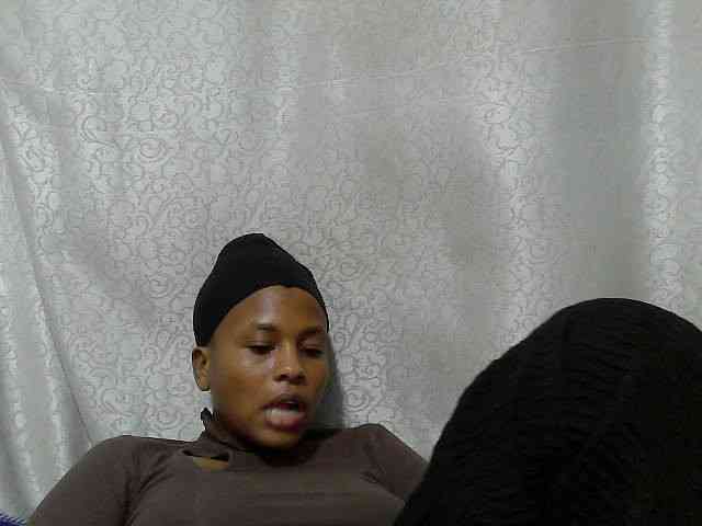 Caroldoly webcam