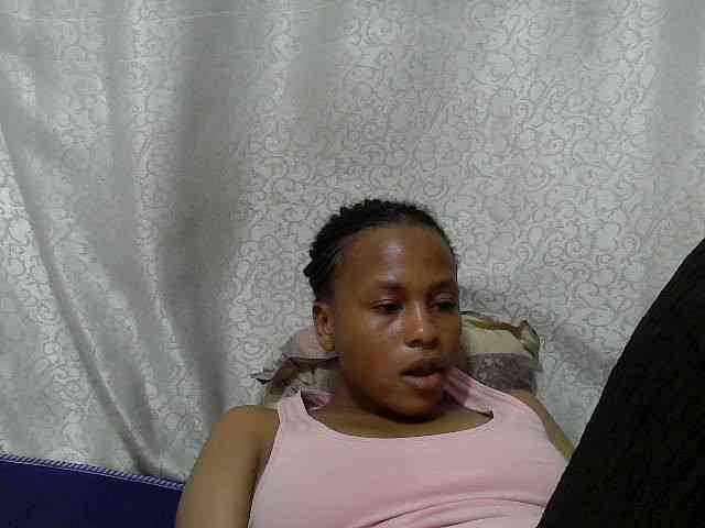 Caroldoly webcam