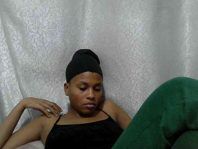 Caroldoly webcam
