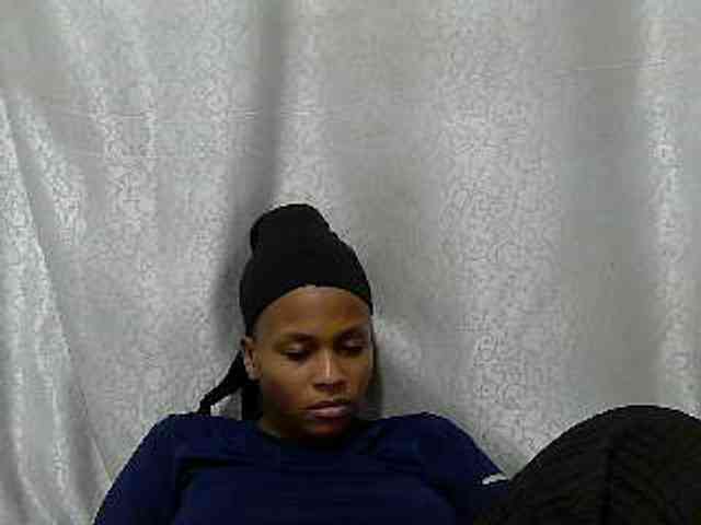 Caroldoly webcam