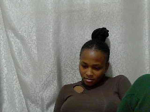 Caroldoly webcam