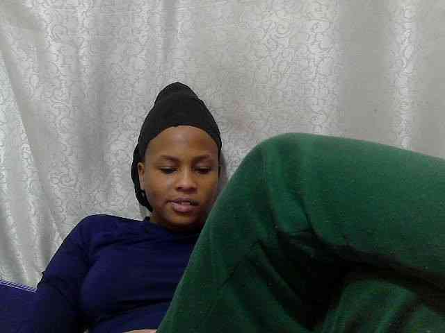 Caroldoly webcam