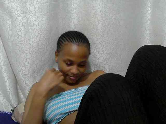 Caroldoly webcam