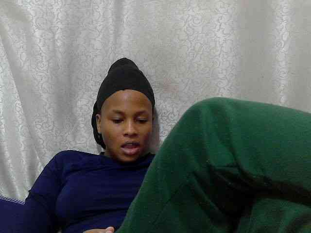 Caroldoly webcam