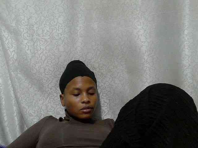 Caroldoly webcam