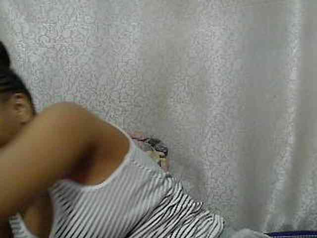 Caroldoly webcam