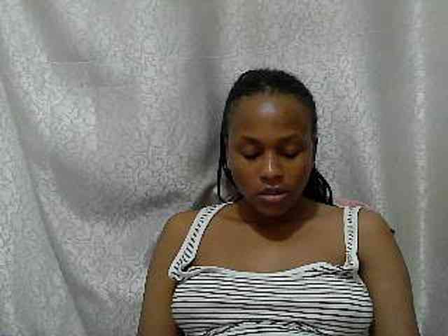 Caroldoly webcam
