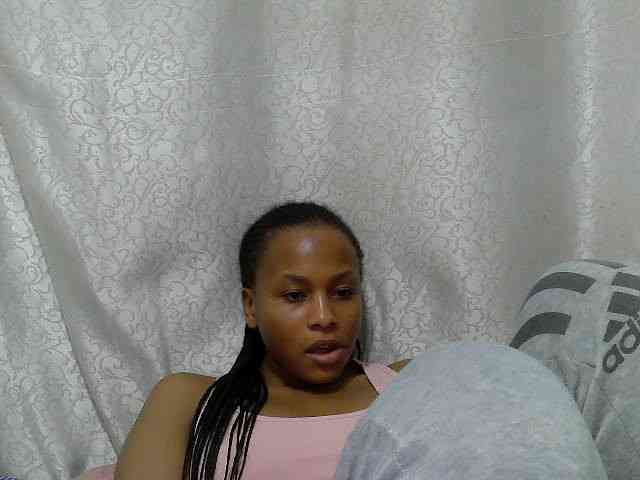 Caroldoly webcam