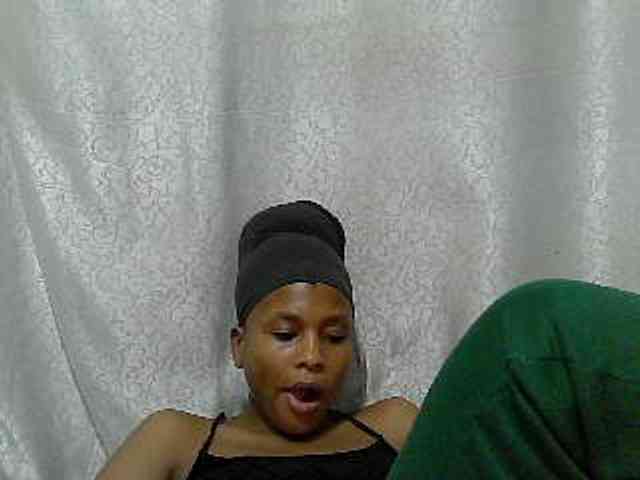 Caroldoly webcam