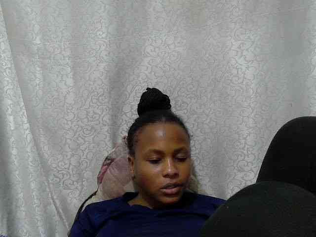 Caroldoly webcam