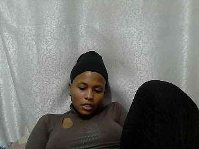 Caroldoly webcam