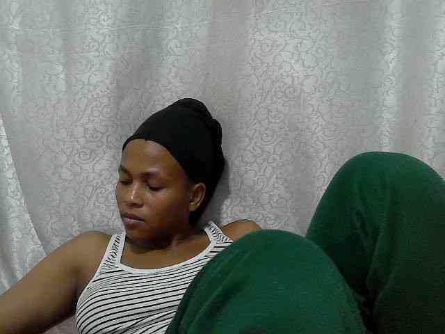 Caroldoly webcam
