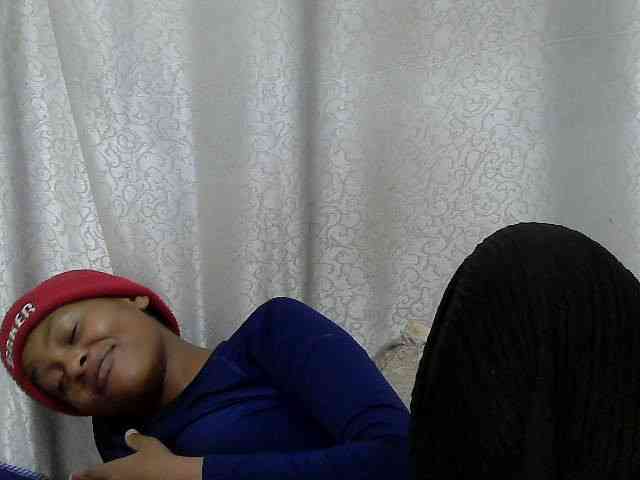 Caroldoly webcam