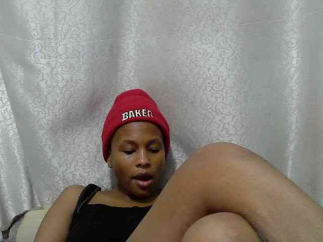 Caroldoly webcam