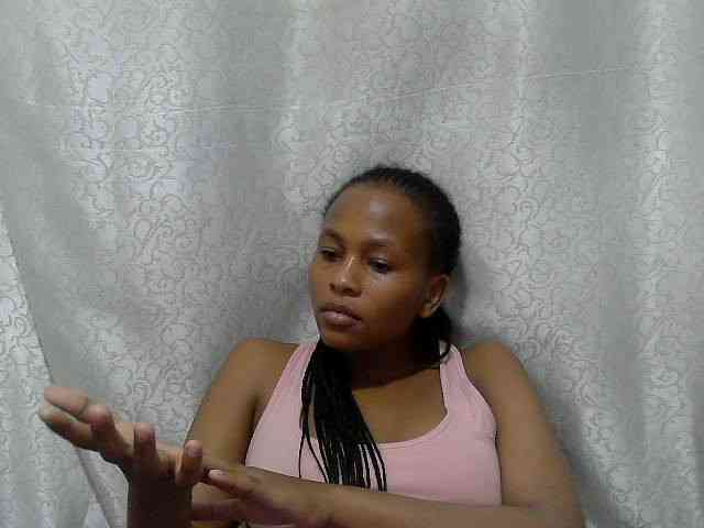 Caroldoly webcam