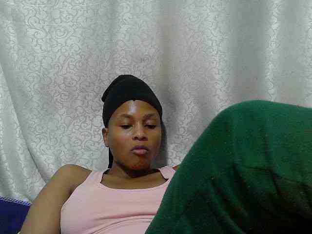 Caroldoly webcam