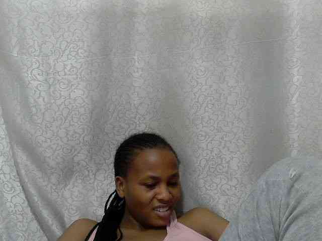 Caroldoly webcam