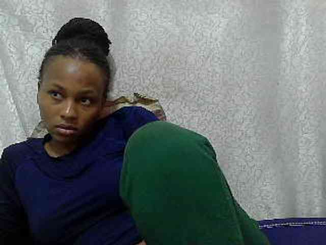 Caroldoly webcam