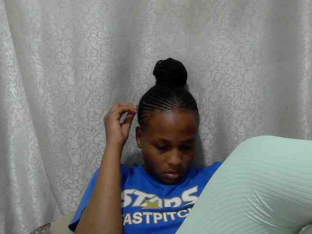 Caroldoly webcam
