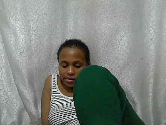 Caroldoly webcam