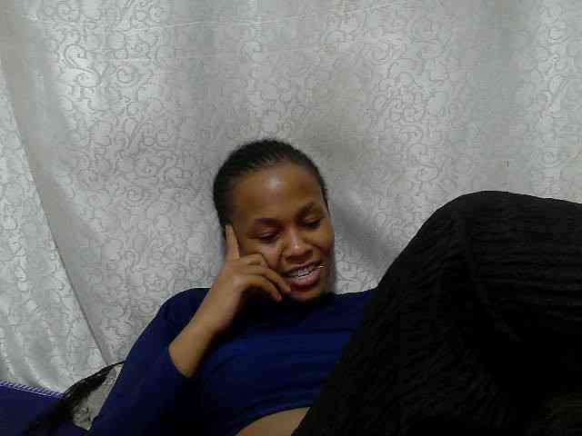 Caroldoly webcam