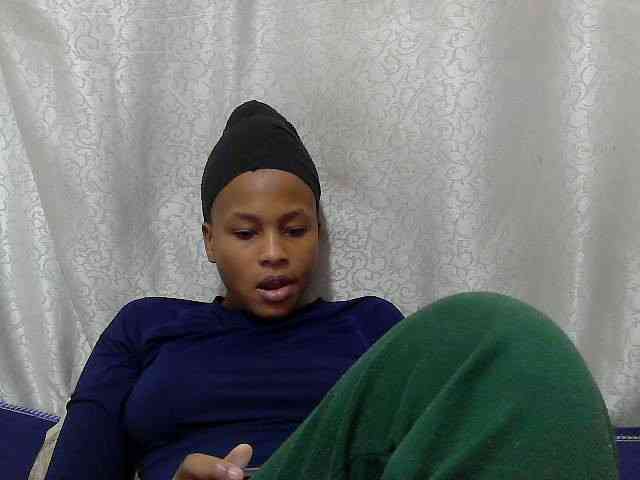Caroldoly webcam
