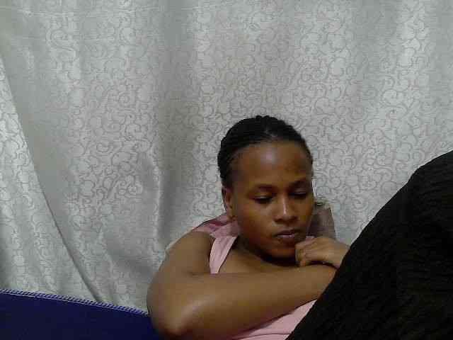 Model: Caroldoly