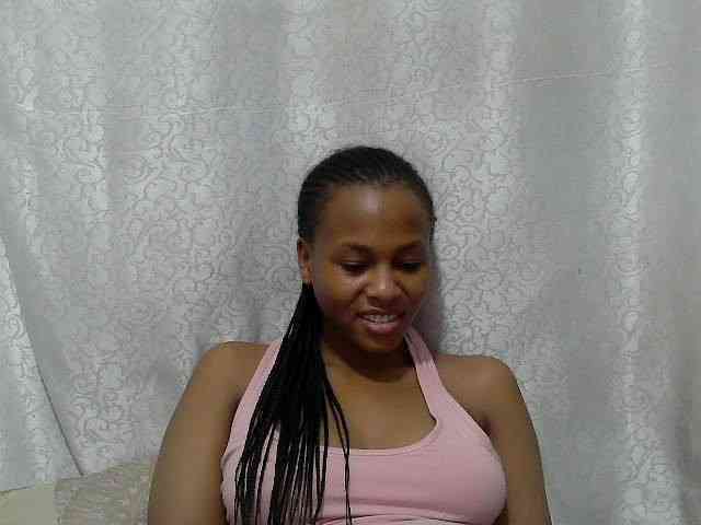 Caroldoly webcam