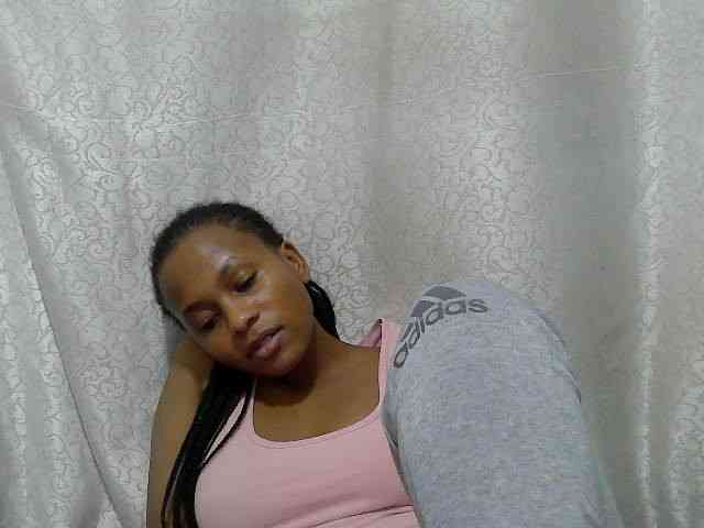 Caroldoly webcam