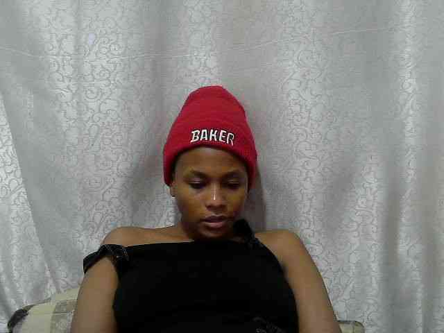 Caroldoly webcam