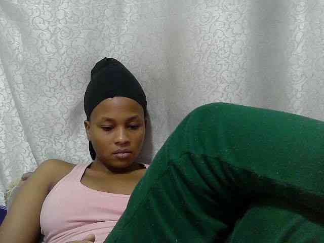 Caroldoly webcam