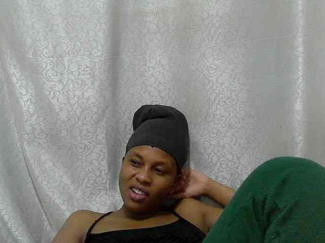 Caroldoly webcam