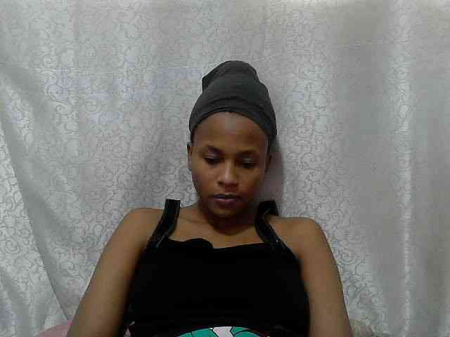 Caroldoly webcam