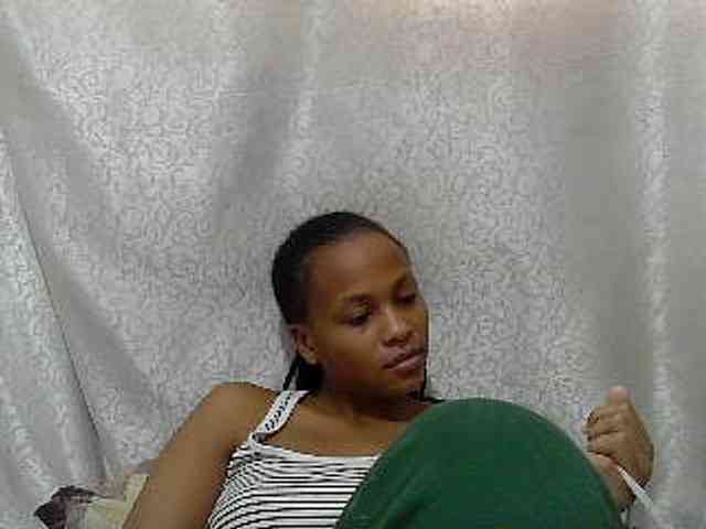 Caroldoly webcam