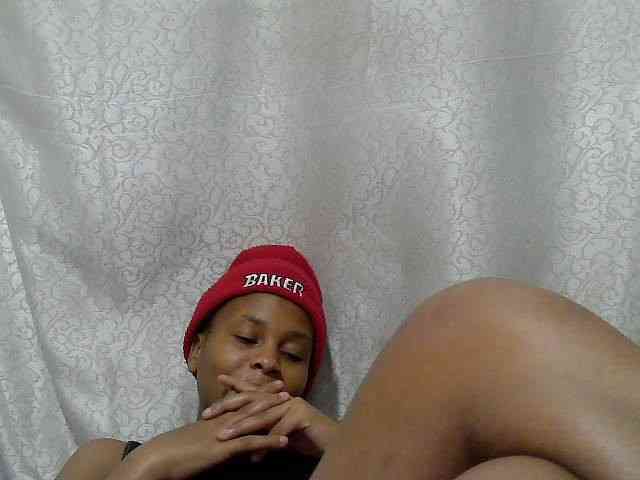 Caroldoly webcam
