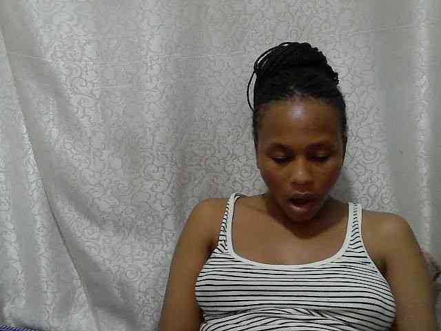 Caroldoly webcam