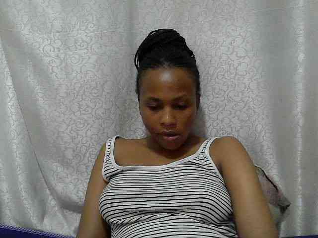Caroldoly webcam