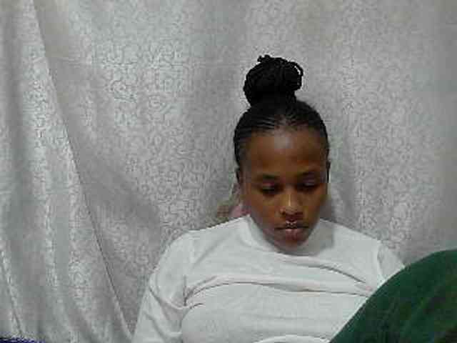 Caroldoly webcam