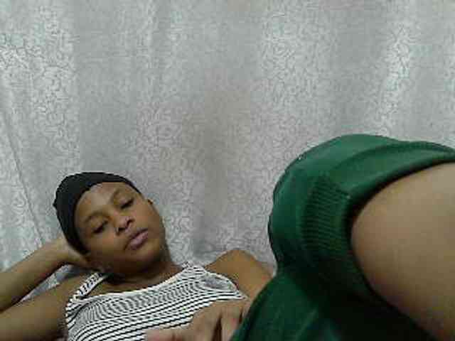 Caroldoly webcam