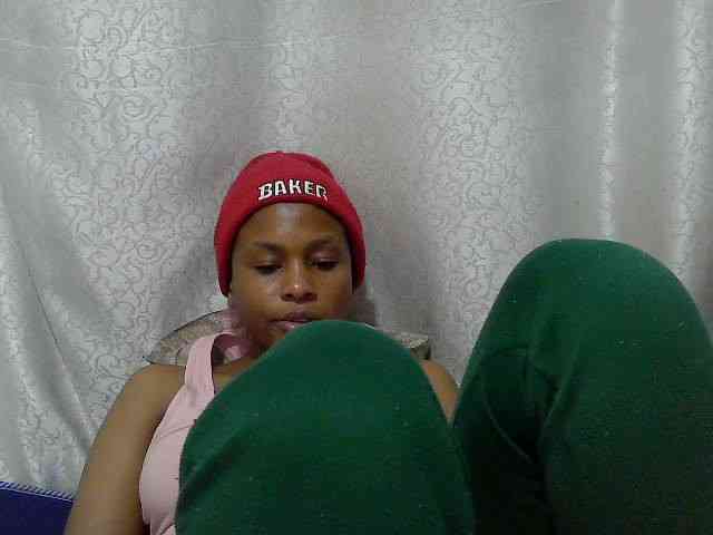 Caroldoly webcam
