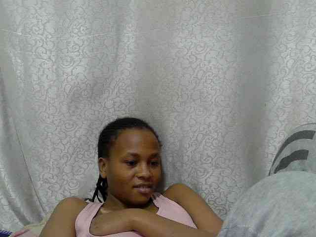 Caroldoly webcam