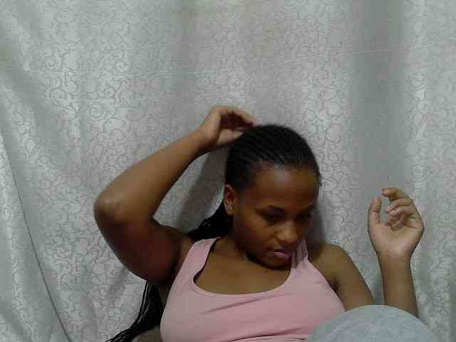 Caroldoly webcam