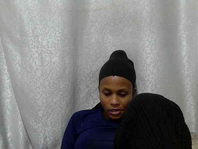 Caroldoly webcam