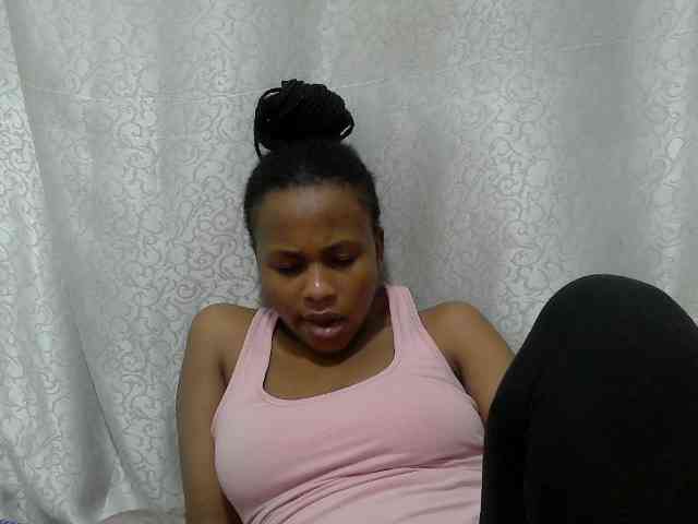 Caroldoly webcam