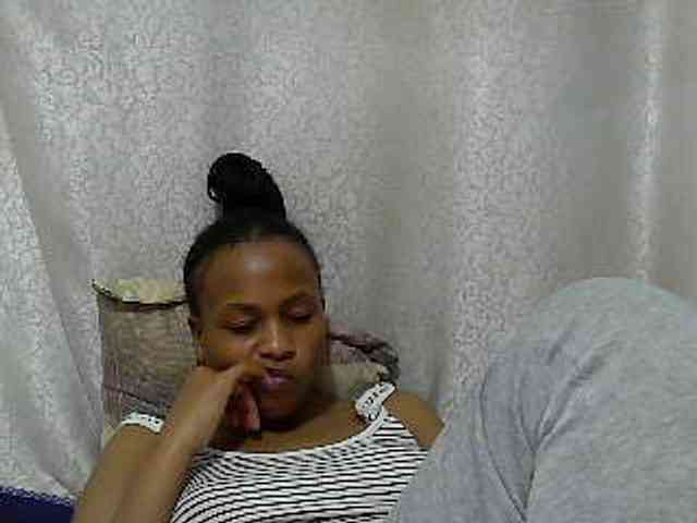 Caroldoly webcam