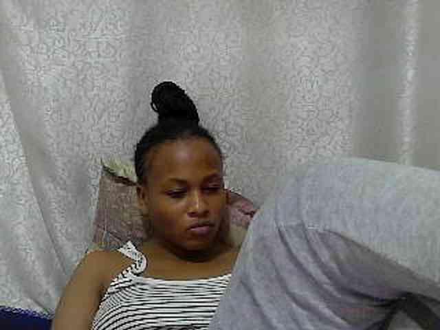 Caroldoly webcam